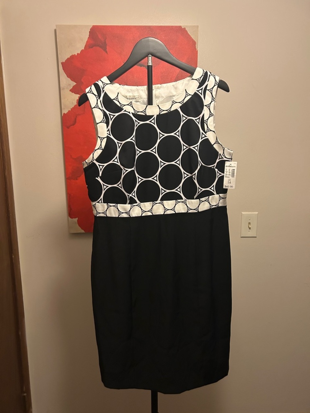 Dressbarn Black & White Circle-Print Midi Sheath Dress